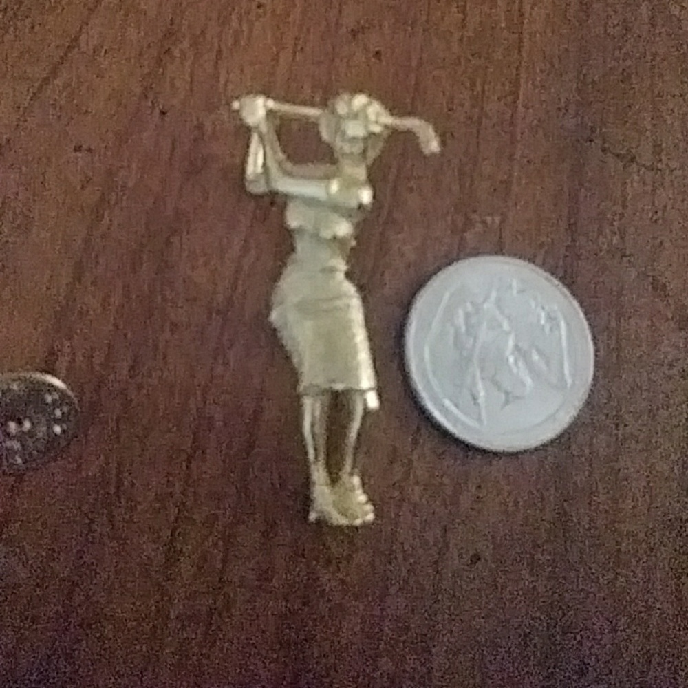 SALE! JJ jonette vintage golfer pin goldtone